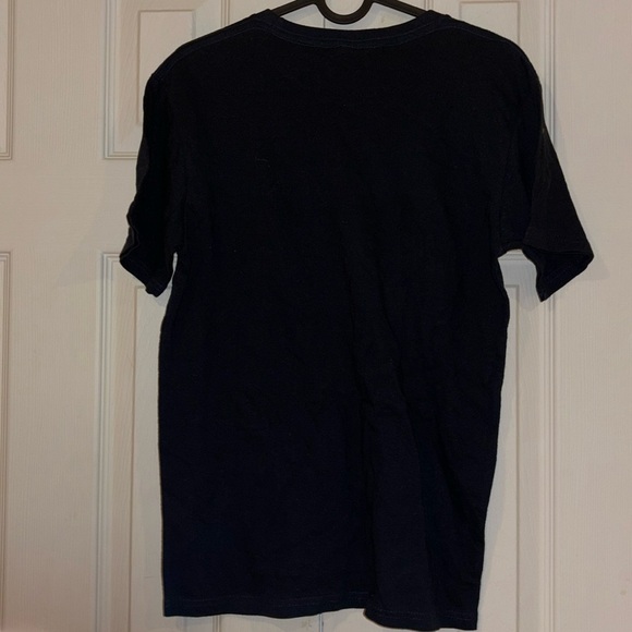 Vintage Style Some who Loves me  went to Dubai UAE tee - Picture 11 of 14